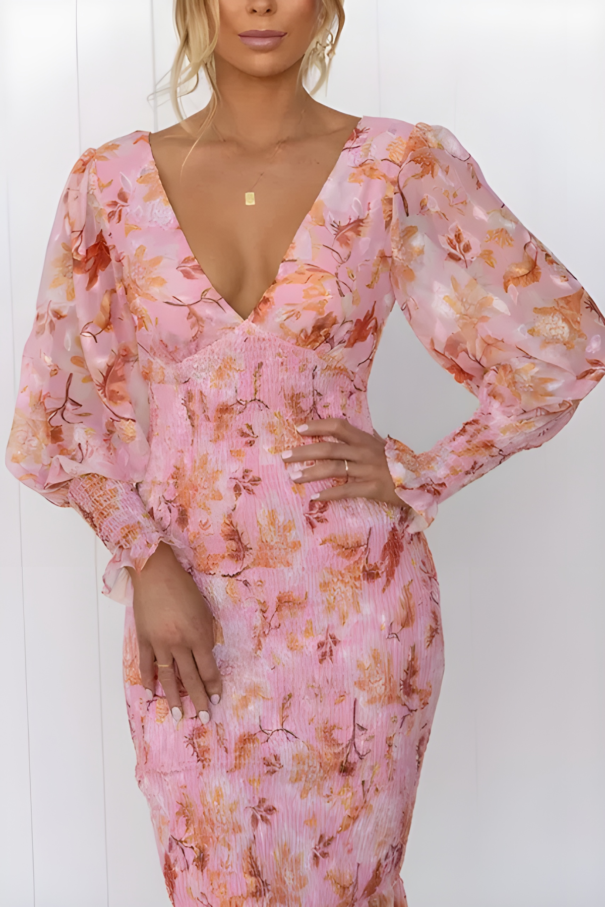 Karina – Ponadczasowy design – Idealna na wydarzenia
