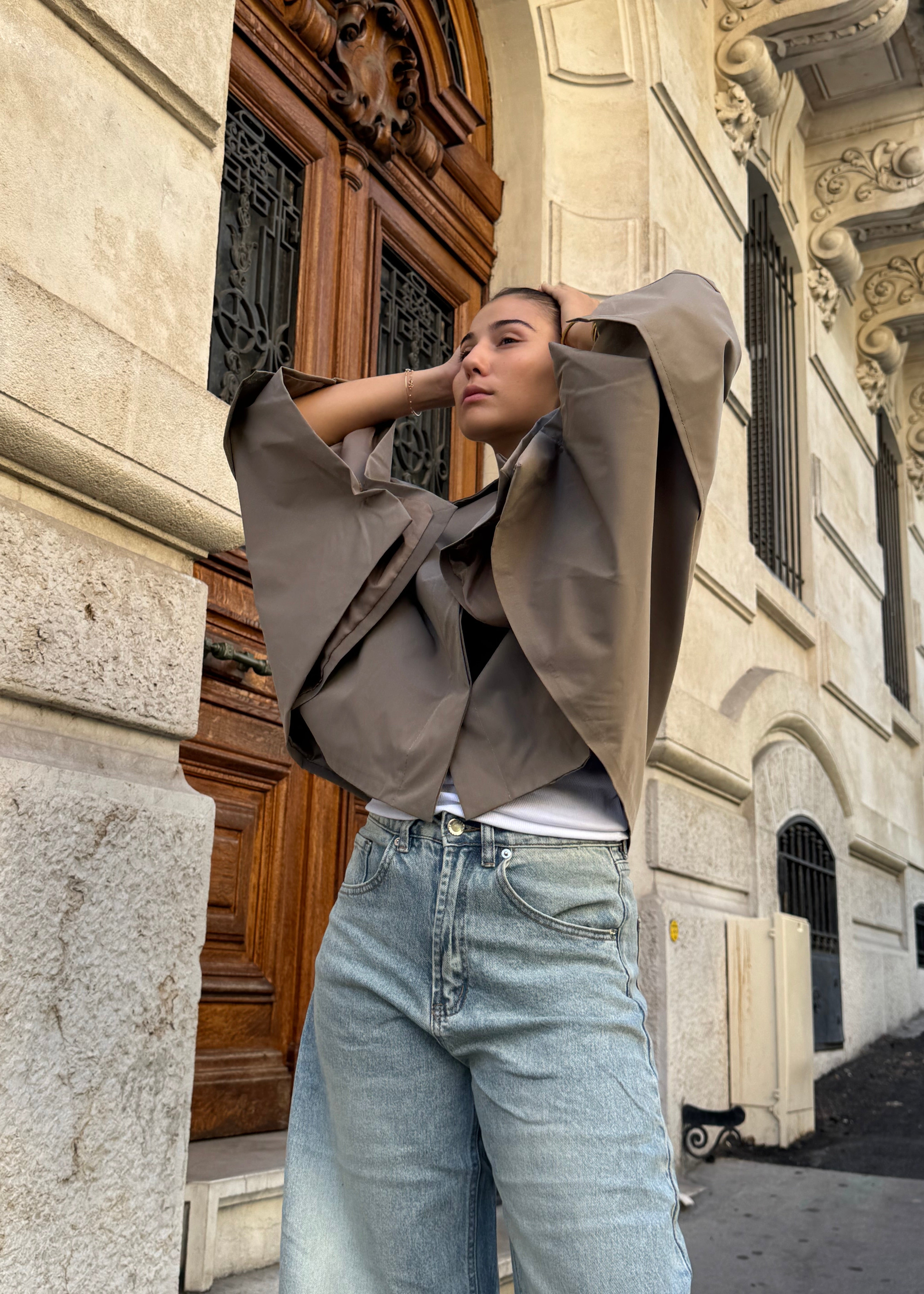 Taupe peleryna Fanny