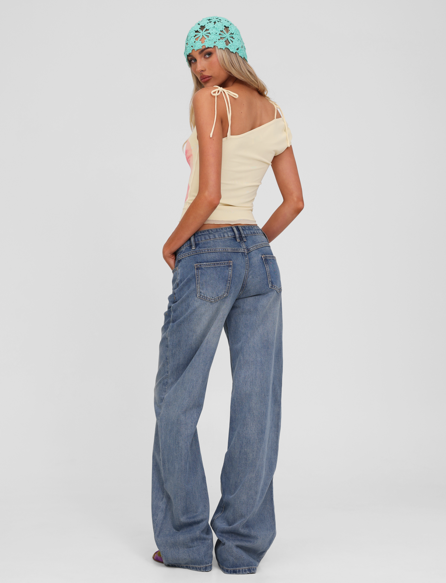 Lena – Proste jeansy niebieskie